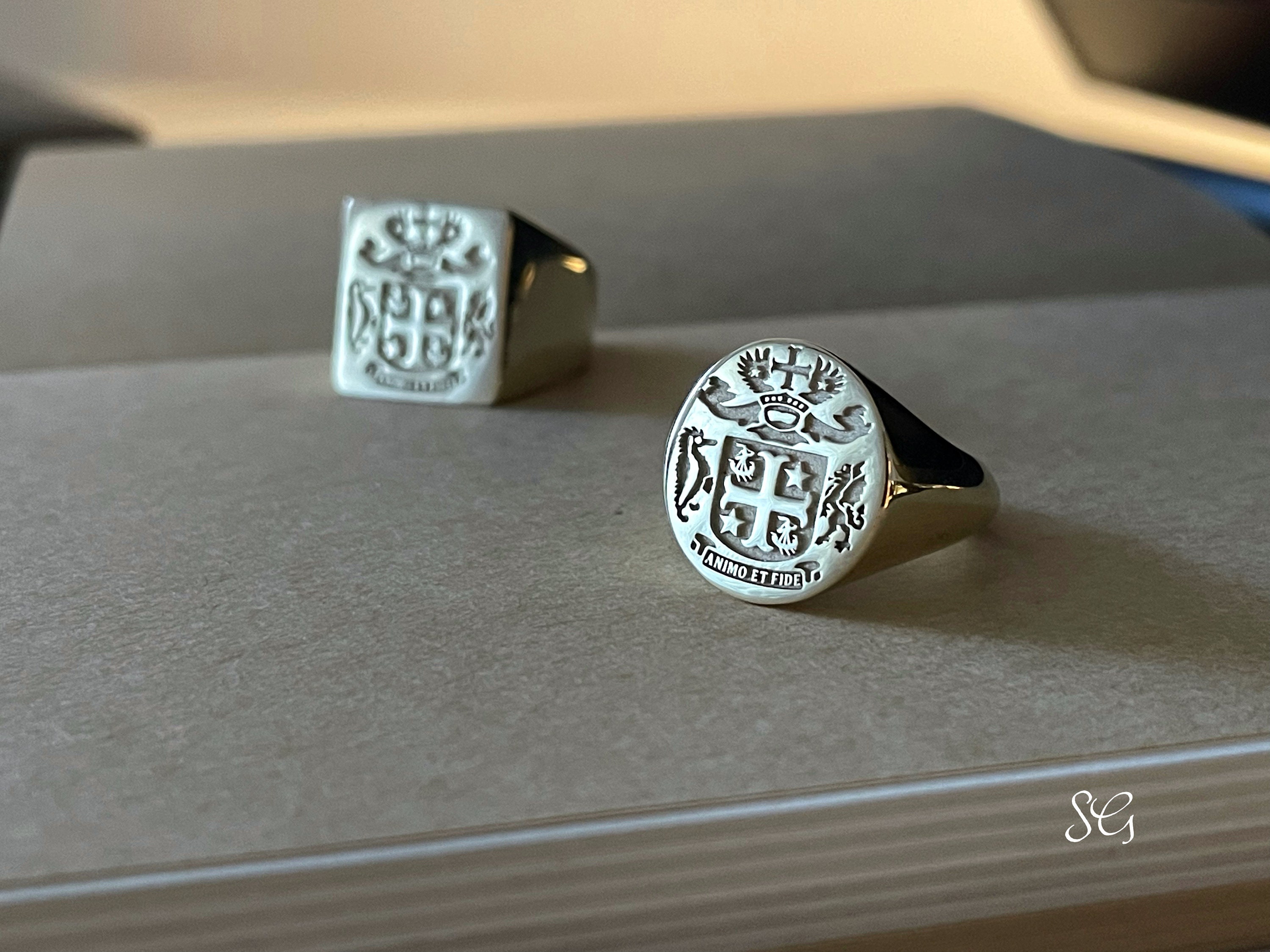 Signet Rings For Family XL Gold Family Crest Signet Ring, Family Rings, Gold Signet Ring, Coat ...