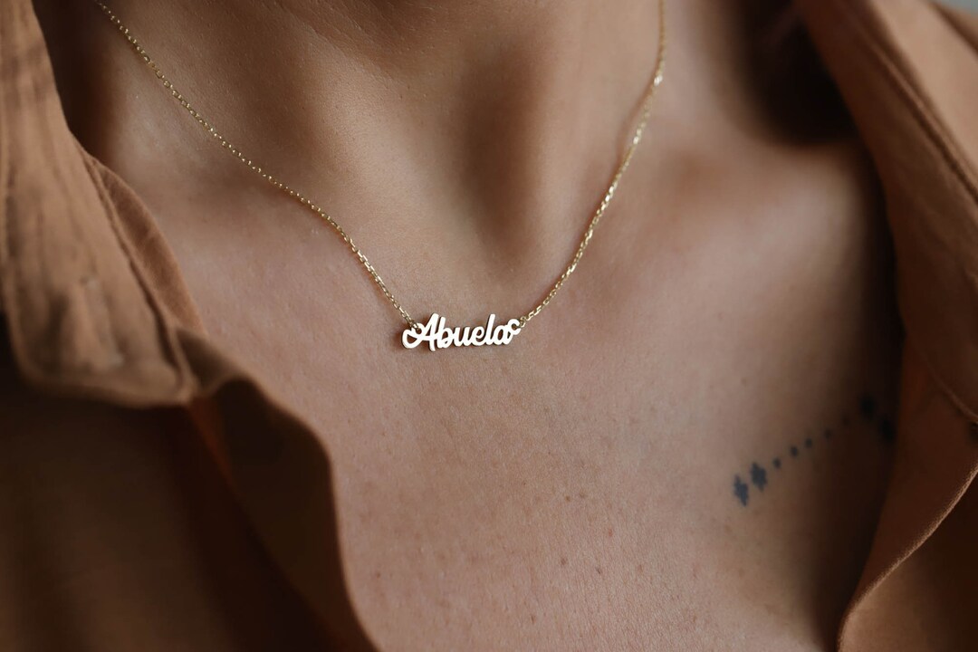 Abuela necklace gold deals