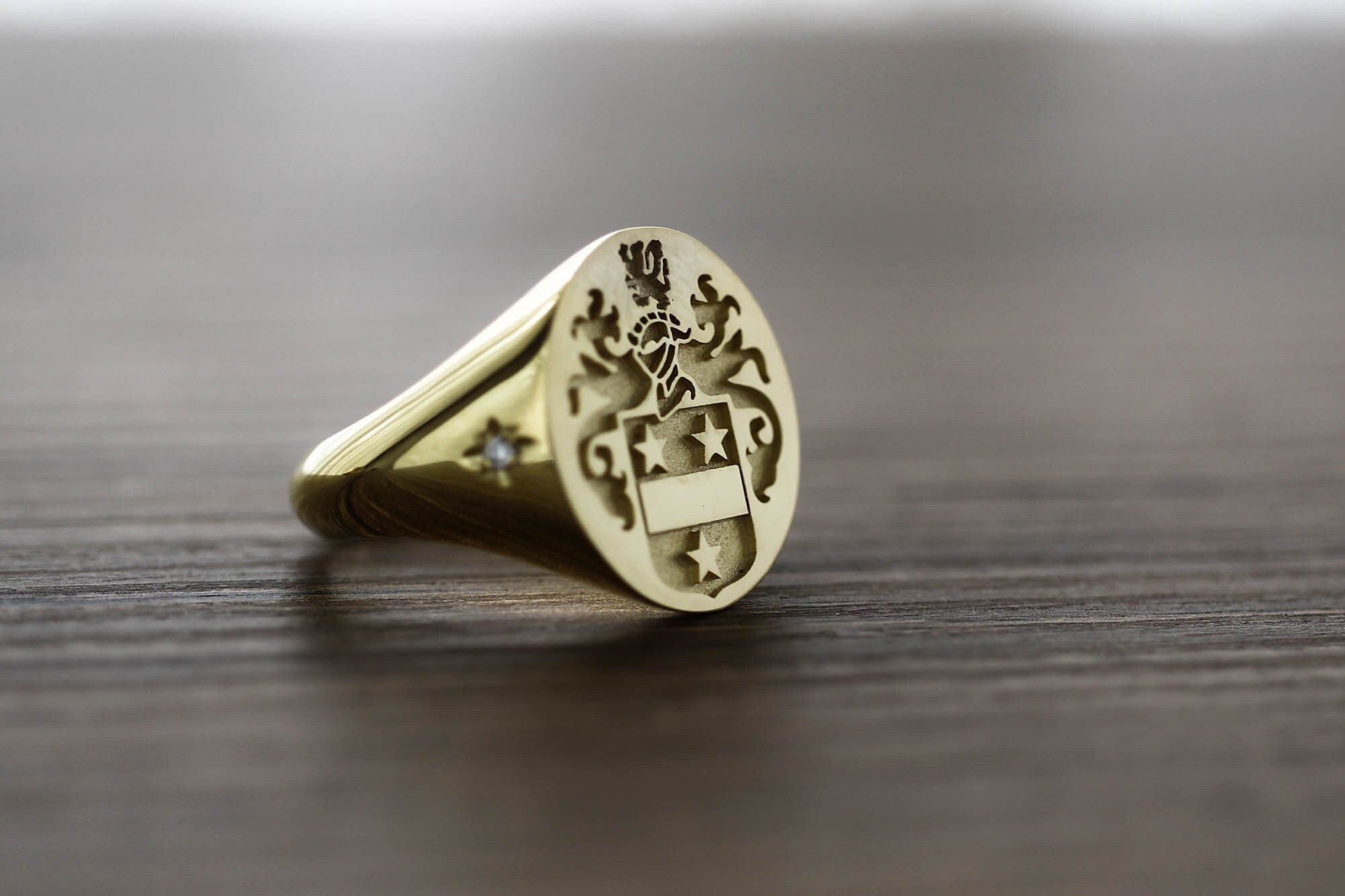 Gold Diamond Family Crest Signet Ring Family Rings Gold Signet Ring Coat of Arms Ring Family Crest Rings Mens Gold Signet Rings Signet