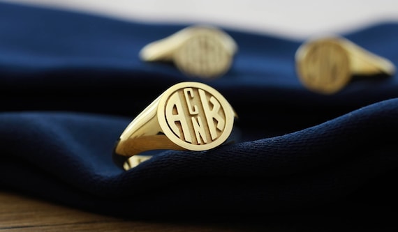 Anello con sigillo personalizzato sale