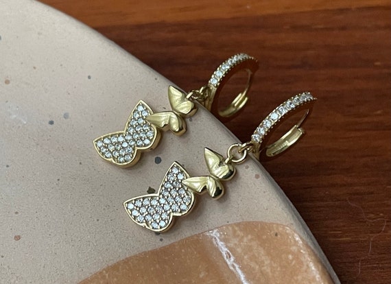 Ilver Modern Female Woman Trendy Small Cute Fashion Jewelry Diomond  Butterfly Stud Earrings - China Earrings and Westerm Earring price |  Made-in-China.com