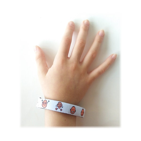 Autism visual aid, portable bracelet to help with communication.  Choose from Self Regulation/Behavior, Emotions & Needs/Wants!