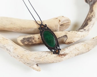 Malachite macrame necklace - SageMacrame Hippiechic jewelry, Natural stones, one of a kind pieces