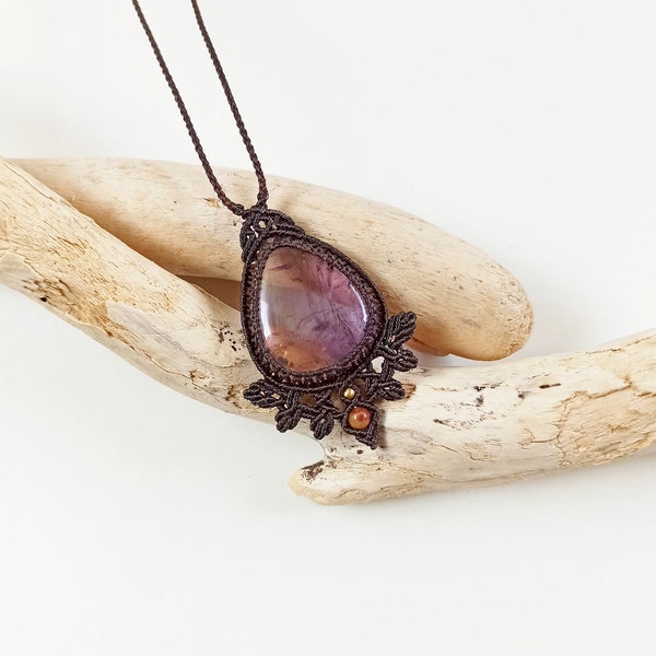 Ametrine - Collier / pendentif en macrame Bijoux ethnique pierre naturelle boheme chakra energie hippie style bobo