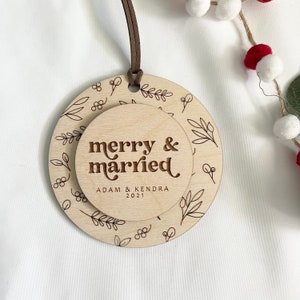 Newlywed Christmas Ornament, Merry and Married Ornament, Wedding Christmas Ornament, Christmas Gift for Newlyweds, Couple, Wedding Keepsake
