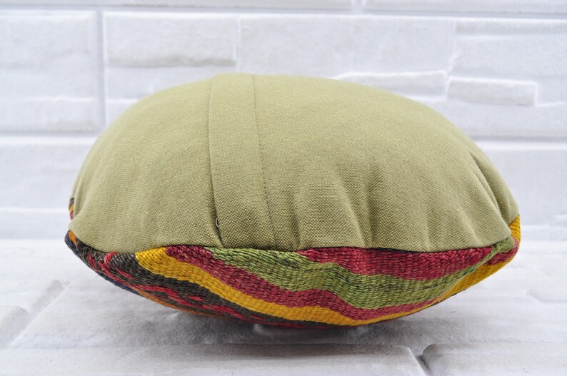 Sofa pillow Patterned circle Pillow Turkish circle pillow Bohemian pillow 16x16 Decorative round pillow brown circle Kelim kissen 8
