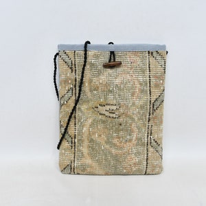 Turkish Kilim Bag, Travel Bag,  Woman Kilim Bag, Handmade Kilim Bag, 12x14 inches, Shoulder Kilim Bag, Anatolian Bag, Traditional Kilim Bag,