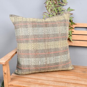 Throw Kilim Pillow, Boho Pillow Sham Cover, 24x24 Home Decor Pillow, Kilim Pillow Cover, Yellow Pillow, Vintage Kilim Pillow,