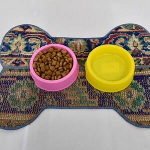 Water Pad, Rug Pet Mat, Feeding Pad, Blue Pad, Rug Pad, Dog Bowl Stand Mat, Washable Pad, Rustic Mat, Outdoor Pad, Natural Mat,