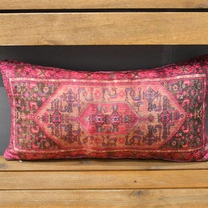 Anatolian Rug Pillow, Bench Cushion, Distressed Rug Pillow, Kurdish Style Pillow, Farmhouse Decor, 20x20 Ethnic Pillow,
