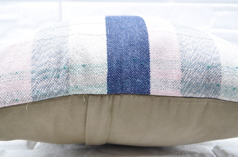 18x18 ethnic pillow throw pillow striped kilim pillow turkish kilim pillow decorative kilim pillow sofa pillow bedrrom pillow No 958