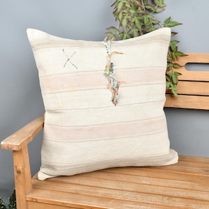 Kilim Pillow Cover, Vintage Kilim Pillow, 24x24 Throw Kilim Pillow, Boho Pillow Sham Cover, Beige Cushion, Striped Kilim Pillow,