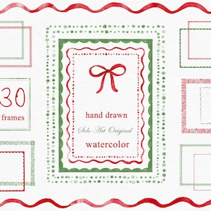 Op de afbeelding: Waterverfillustratie met 30 rode en groene frames, een decoratief rood lint en een golvende rand. De woorden "hand drawn watercolor" worden weergegeven. De frames hebben verschillende stijlen, waaronder gestippelde en geschulpte randen.