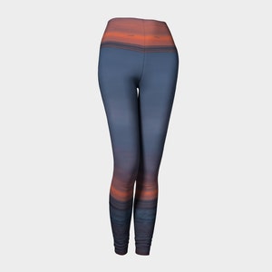 Sunset Yoga Leggings, Nature Tights, Nature Leggings, Yoga Pants, Ocean tights, Waves, Festival wear, Made in Canada, tramonto, nuvole, acqua