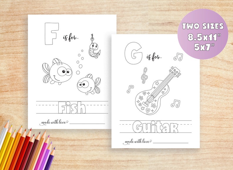 K&ouml;nnte beinhalten: Zwei schwarz-wei&szlig;e druckbare Malvorlagen f&uuml;r Kinder. Die erste Seite zeigt den Buchstaben F und einen Fisch. Die zweite Seite zeigt den Buchstaben G und eine Gitarre. Beide Seiten enthalten den Text "ist f&uuml;r..." und "mit Liebe gemacht?"
