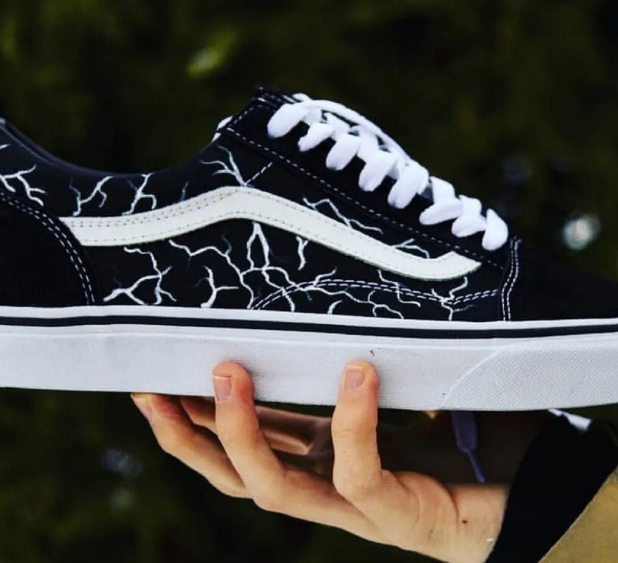 vans thunder