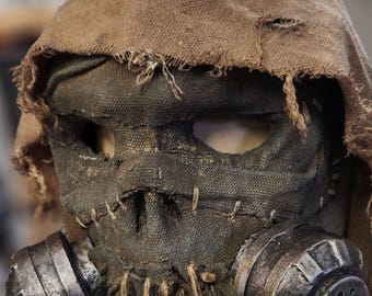 Latex Arkham Scarecrow Gas Mask for Haunted Attractions, Collectors, and Musicians