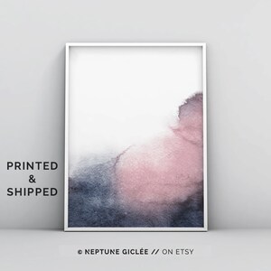 Arte de pared en rosa ruborizado y gris, arte abstracto en acuarela, arte de pared para dormitorio, impresiones en rosa azul, póster moderno y minimalista en rosa pastel