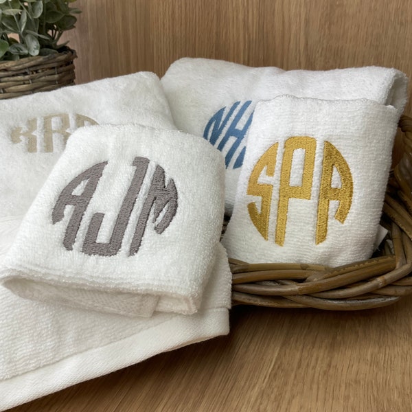 Personalised Custom Embroidered Towels,  Bath Towel - Hand Towel with 3 Monogram Initial Letters / Perfect Gift! Worldwide Shipping