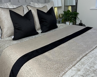Elegant Black Gold Champagne Bed Runner: Luxury Antelope Print Scarf for King, Super King & Double Bedding , Bed Comforter