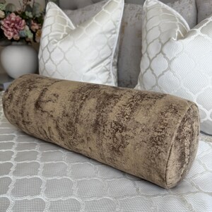 Elegante cojín de cama en dorado cobre brillante, 40,6 x 15,2 cm, cojín decorativo - Tela de diseño SIENNA - Textiles de prestigio