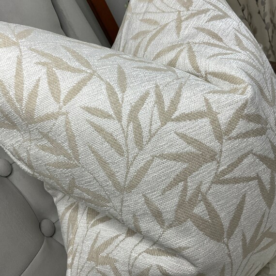 ナチュラルクリームベージュ枕カバー、リーフ柄トライアル - 両面