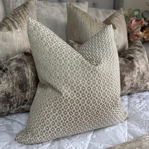 Beige Textured Cushion Cover, Decorative Pillow Cover for Sofa or Bed, Livingroom Bedroom Home Accessories, Woven Designer Fabric