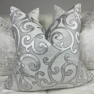 Zeitgenössischer Look Kissenbezug Kissen Sham Platin Silber Nidia Ashley Wilde Stoff Handmade in UK Größe 18 &quot;x 18&quot; doppelseitig