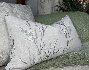 ローラ アシュレイ スチール グレー生地を使用したハンドメイド