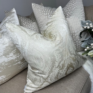 Ashley Wilde Fabric, Luxurious Cushion Cover, Cream / Ivory - Textured Designer Fabric - Scatter Sofa Pillow -Sofa, Bed Cushion Cover
