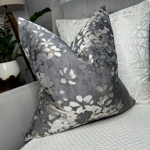 Moderner Blumen Kissenbezug, Kissenbezug - Doppelseitig - Designer Stoff Stahlgrau - Bronze/Gold Blumenmuster - Elegante Blumen