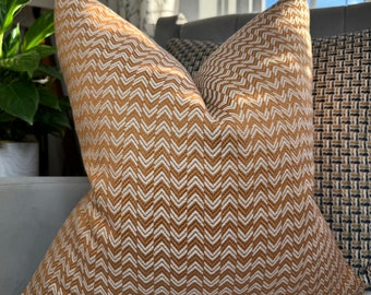 ORANGE - BLANC Housse de coussin, taie d'oreiller décorative, design géométrique, jeté de coussin pour canapé, ameublement en tissu durable - double face zigzag