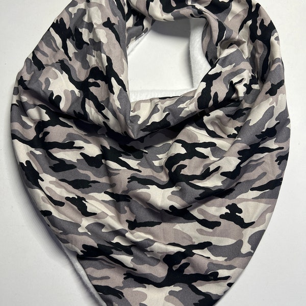 Bavoir bandana dribble adulte pour enfants handicapés - Urban Combo blanc/gris