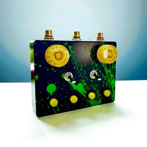 Glitch Video Mixer -MEZKALIN- audio reactive, circuit bending, video synthesizer, video synth