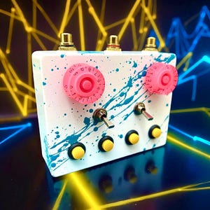 Glitch Video Mixer -MEZKALIN- audio reactive, circuit bending, video synthesizer, videosynth