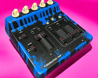 Syntezator wideo z zakłóceniami - VIDEOMASTER V2 - procesor wideo z zakrzywionymi obwodami, analogowy syntezator wideo, wzmacniacz wideo