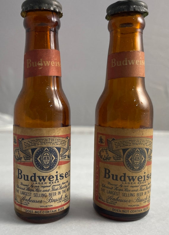 Vintage Budweiser Beer Salt and Pepper Shaker Set of Two (2) Muth