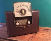 Vintage Zenith Radio, Model G503, AM Radio