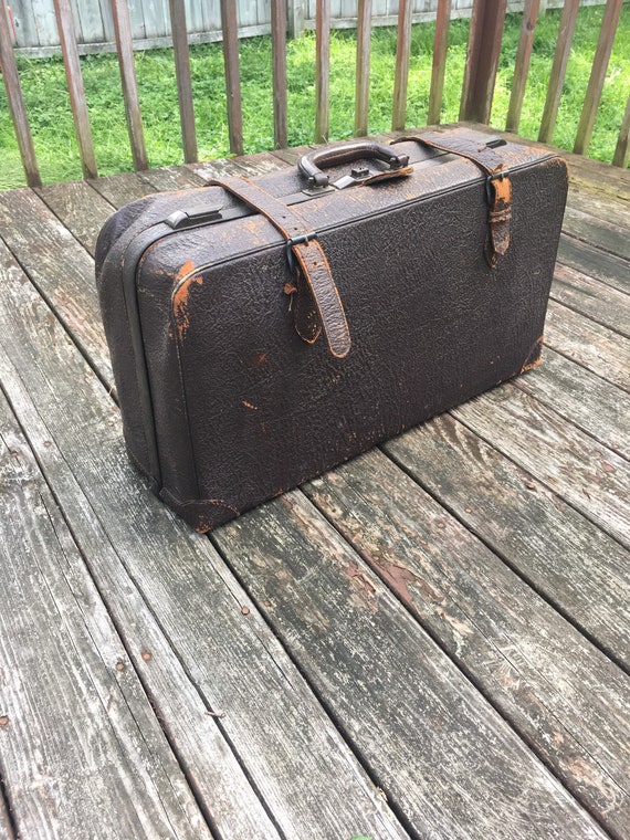 antique leather suitcase - Gem