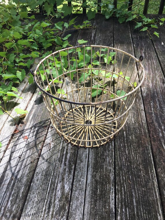 Vintage Wire Basket Large Round Wire Egg Basket Rustic Etsy