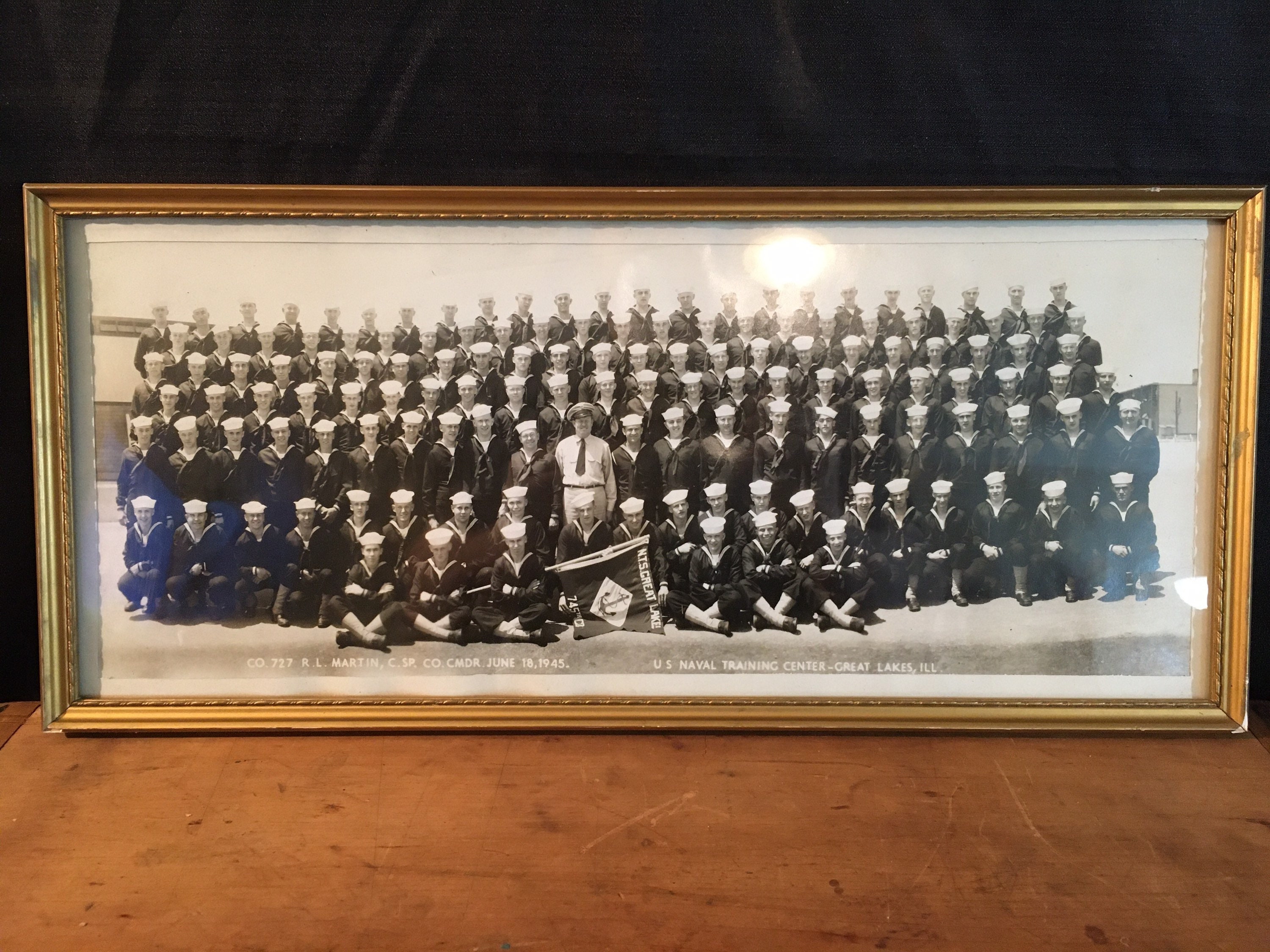ビンテージ　フォト　写真　40s US NAVY フレーム付き Framed 1945 US Navy Photograph, US Naval Training Center, Great