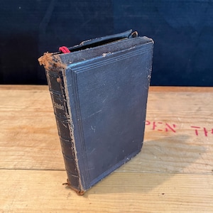 Antique Holy Bible, Eyre and Spottiswoode, British and Foreign Bible Society