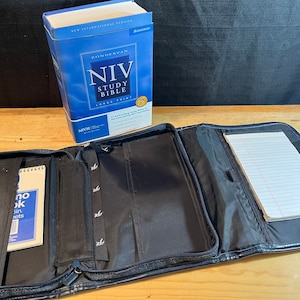 Holy Bible and Bible Carrier, Zondervan NIV Study Bible, King James Version, The Zondervan Corp., Vintage Bible
