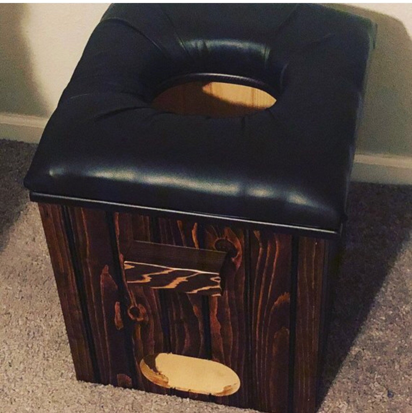 Yoni Chair What Is It at Dorothy Maldonado blog
