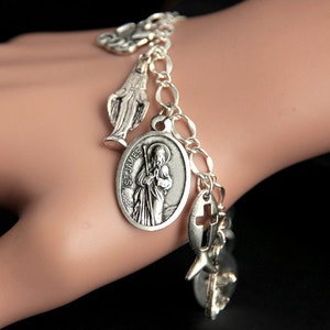 Saint James Charm Bracelet. St James Bracelet. Catholic Bracelet. Patron Saint Bracelet. Catholic Saint Medal Bracelet. Catholic Jewelry.