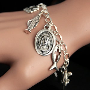 Mother Marianne Cope Charm Bracelet. St Marianne of Molokaʻi Bracelet. Catholic Bracelet. Patron Saint Bracelet. Catholic Saint Medal.