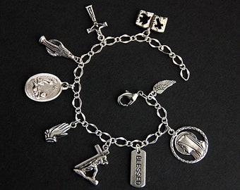 O Infant Jesus Charm Bracelet. O Infant Jesus Bracelet. Catholic Bracelet. Patron Saint Bracelet. Saint Medal Bracelet. Catholic Jewelry.