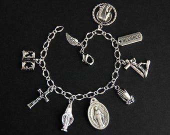 Miraculous Medal Charm Bracelet. Holy Mother Bracelet. Catholic Bracelet. Miraculous Bracelet. Catholic Medal Bracelet. Catholic Jewelry.