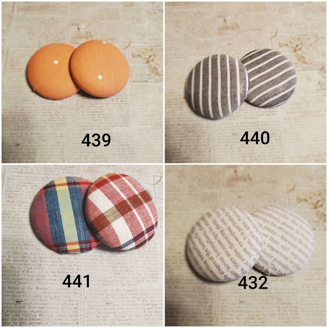 Multicolor lenin fabric button Earrings - Etsy.de