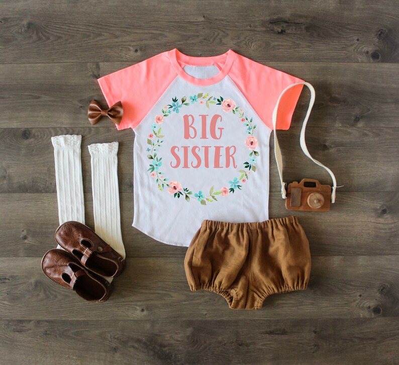 Big Sister Raglan Shirt Peach Flower Wreath Graphic Print Girls Top Pregnancy Announcement Big Sister Shirt 